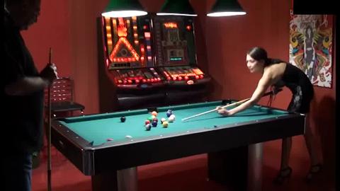 10258