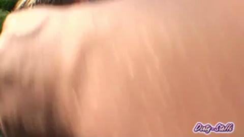 48586